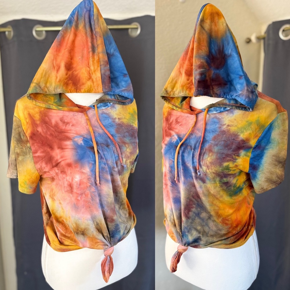 Madrag Tie Dye Short Sleeve Hoodie Multi Color Front Tie Crop Top Small